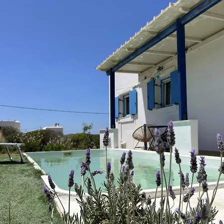 Kampos Seaside Village פארוס